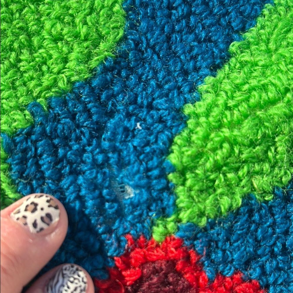Handmade Colorful Bird Rug Hook - Picture 8 of 10